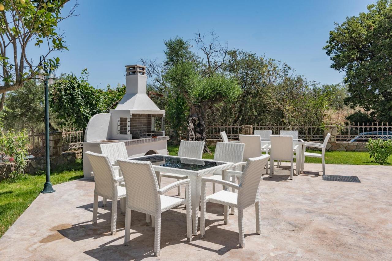 Asante Group Holiday Homes Циливи Экстерьер фото